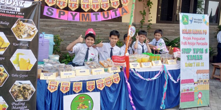 Aneka Masakan dan Jajanan Ramaikan Gelaran P5 SMP YPM 1 Taman
