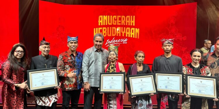 Tiga Budayawan Banyuwangi Raih AKl 2024 dari Kemendikbudristek