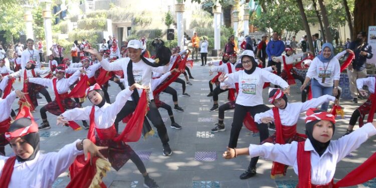 Surabaya Menjadi Kota Layak Anak Dunia Pertama di Indonesia