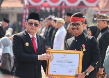 Peringati Hari Sumpah, Pemprov Jatim Beri Penghargaan Pemuda Inspiratif
