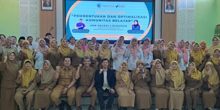 SMK Negeri 2 Buduran Adakan Workshop ‘Pembentukan dan Optimalisasi Komunitas Belajar’
