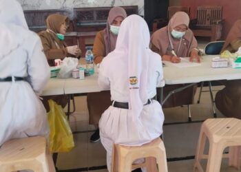 SMA Negeri 1 dan Puskesmas Gedangan Lakukan Edukasi Kesehatan Siswa
