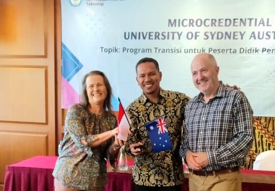 Guru SMAN 1 Gedangan Raih Beasiswa Kemdikbudristek Microcredencial Australia