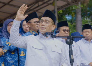 Peringati Hari Guru, Wamenag Upayakan Sertifikasi Guru Tuntas dalam Dua Tahun