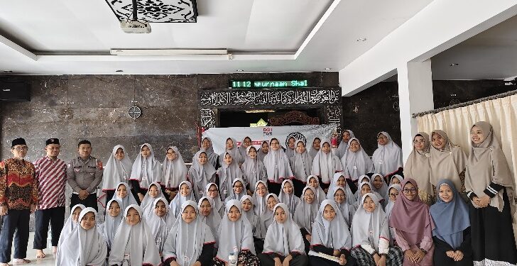 55 Santriwati SMPIT Dafi Mengikuti Tafizh Camp
