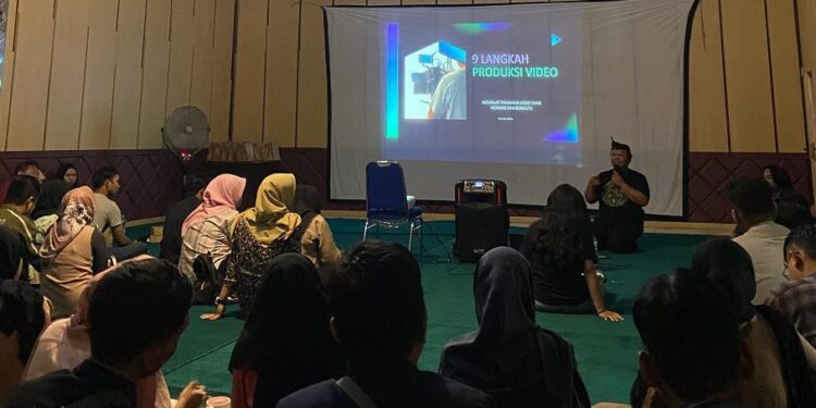 Kartarcam Sidoarjo Berlatih Buat Film Dokumenter