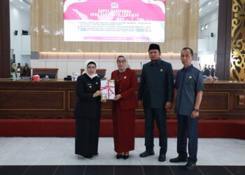 Rapat Paripurna DPRD, Pj. Bupati Lumajang Ajukan 4 Raperda