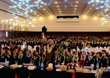 UMAHA Mewisuda 567 Wisudawan Termasuk 5 Wisudawan Asing Asal Thailand  LIPUTANINSPIRASI