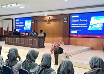 MA NU Sidoarjo Kenalkan PT Dengan Kunjungani Kampus Unesa dan UPN