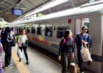 167.733 Tiket Kereta Api di Daop 8 Surabaya Terpesan Selama Nataru 2024/2025