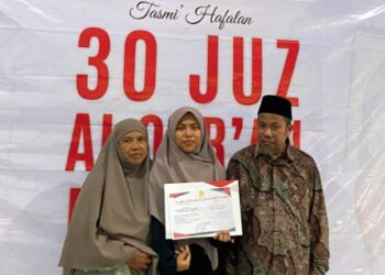 Man Jadda Wajada, Nadhifah Siswi MA Dafi Sidoarjo Hafal Al Qur’an 30 Juz