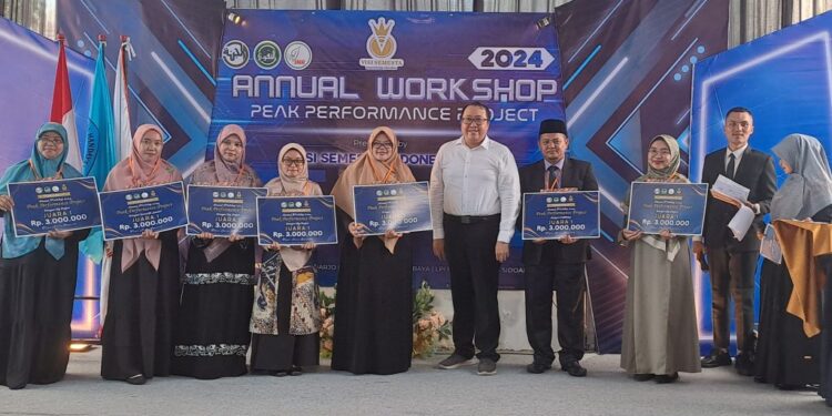Annual Workshop-Peak Performance Project’ Nurul Hikmah Dapat Apresiasi dari Dikbud Sidoarjo
