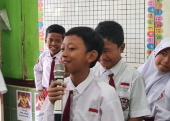 Siswa SDN Anggaswangi 2 Sukodono Tidak ‘Minder Ngomong’ di Depan Umum