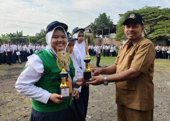 Siswa SMP PGRI 9 Sidoarjo Borong 15 Medali OSI 2025