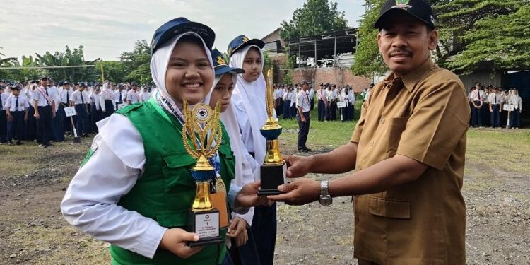 Siswa SMP PGRI 9 Sidoarjo Borong 15 Medali OSI 2025