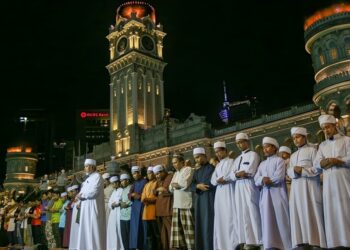 Keutamaan Bagi Yang Melaksakan Shalat Tarawih