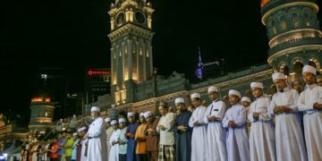 Keutamaan Bagi Yang Melaksakan Shalat Tarawih
