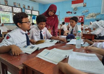 Siswa SMP Negeri 1 Jabon Rasakan Manfaat Tidak Bawa HP di Sekolah