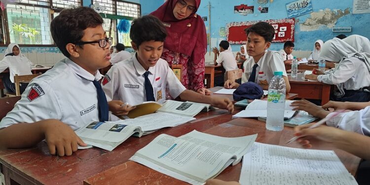 Siswa SMP Negeri 1 Jabon Rasakan Manfaat Tidak Bawa HP di Sekolah