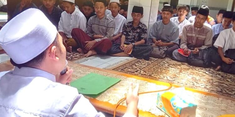 Tingkatkan Ketagwaan Siswa, SMK Krian 1 Sidoarjo Gelar ‘Festival Ramadhan dan Pesantren Kilat’