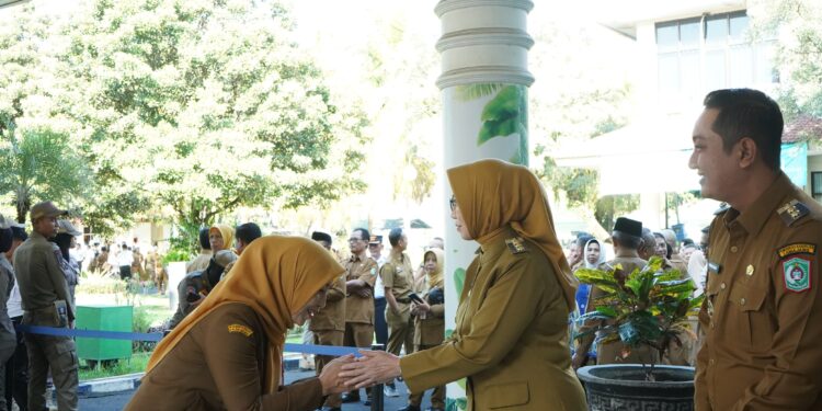 Bupati Lumajang Ajak ASN Bangkitkan Semangat Pelayanan Publik