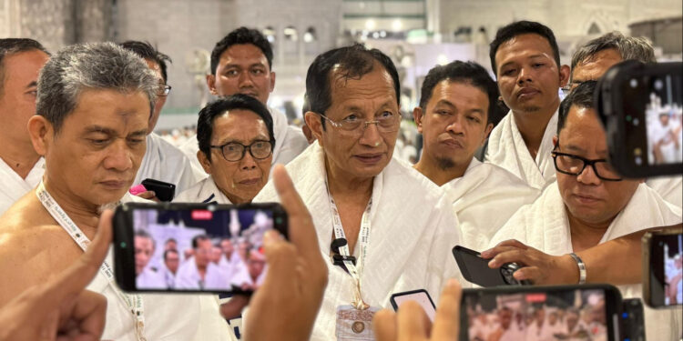 Menag Bersyukur Tantangan Haji 2025 Bertahap Dapat Diatasi