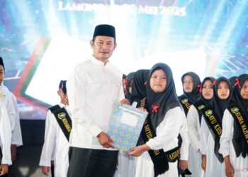 Bupati Lamongan Kukuhkan 3.591 Anak Hafidz dan Hafidzah