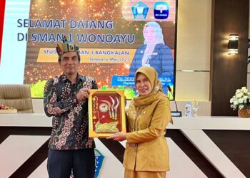 SMA Negeri 3 Bangkalan Sharing Program ke SMA Negeri 1 Wonoayu