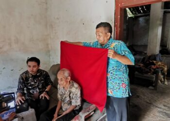 Tim RCP Dispenduk Lumajang Jemput Bola Perekaman Identitas Kependudukan