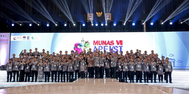 Komitmen APEKSI Wujudkan Indonesia Bebas Sampah 2029