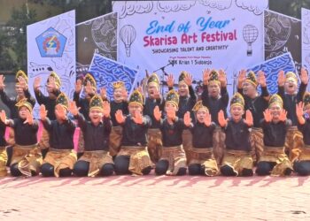 Gelar Bazar dan Pensi Ramaikan Acara Penerimaan Rapot Siswa SMK Krian 1 Sidoarjo