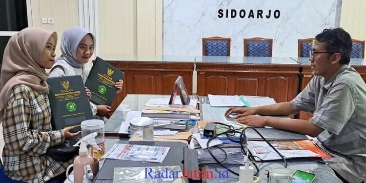 Kasek MAN Sidoarjo Menghimbau Alumninya Segera Mengambil Ijazah
