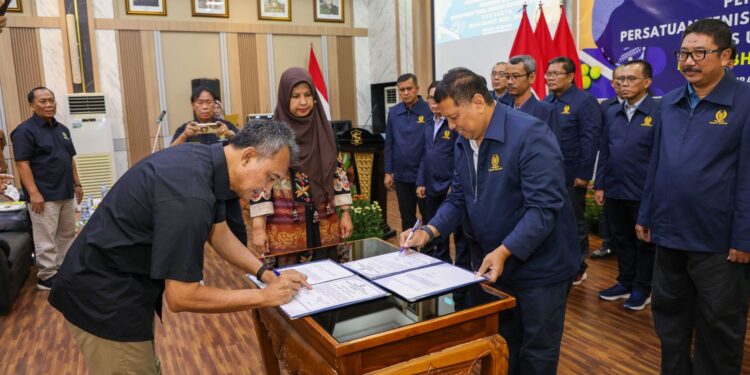 Ketua PELTI Baru SurabayaTegaskan Pertahankan Prestasi Tenis di Porprov