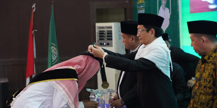 Pesan Menag pada Wisudawan Santri Tahfiz 30 Juz, Jadilah Al-Qur’an Berjalan