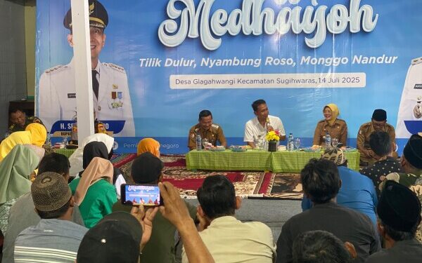 Warga Sugihwaras Antusias Ikut CKG dan Serbu Pasar Murah