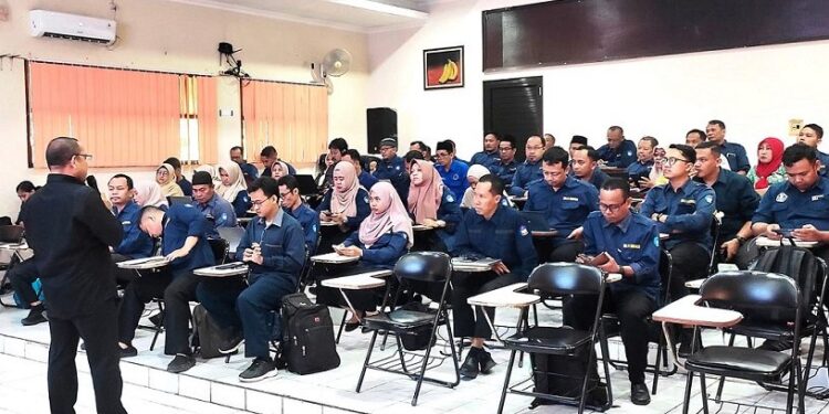 Tingkatkan Kwalitas Pembelajaran, SMK Negeri 1 Sidoarjo Gelar Workshop Deep Learning