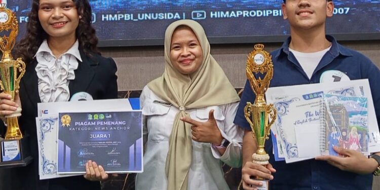 Dua Murid SMA Negeri 1 Taman Raih Juara English Festival Jatim 2025