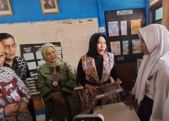 Wakil Bupati Kunjungi MBG di SMPN 1 dan SMPN 2 Sidoarjo
