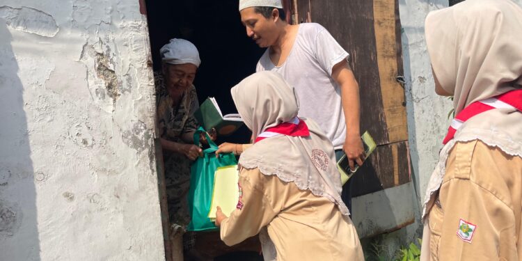 Peringati Maulid Nabi SAW dan Haul KH. M.Hasyim Latief, YPM Sepanjang Gelar Baksos