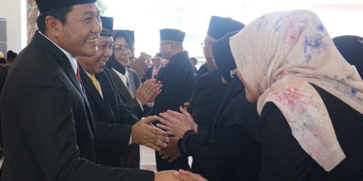 Bupati Sidoarjo Resmi Melantik dan Mengambil Sumpah Janji 61 Pejabatnya