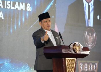 Wamenag Romo Syafi’i  Membuka Grand Final Olimpiade Pendidikan Agama Islam 2025