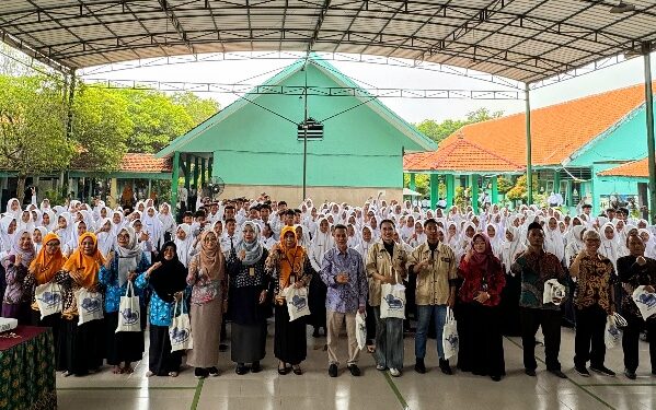 Roadshow Pendidikan Antikorupsi Sejak Dini Masuk Wilayah Pelajar SMP Krembung