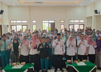 Anak Hebat, Guru Hebat, Sekolah Hebat, Tumbuhkan 7 Pembiasaan Anak Indonesia Hebat