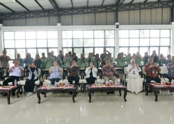 Lawan Pinjaman Ilegal, Perempuan Desa Bekali Literasi Keuangan Digital