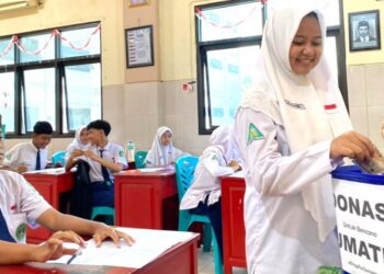 Peduli Korban Bencana Sumatra, SMP YPM 1 Taman Lakukan Penggalangan Donasi