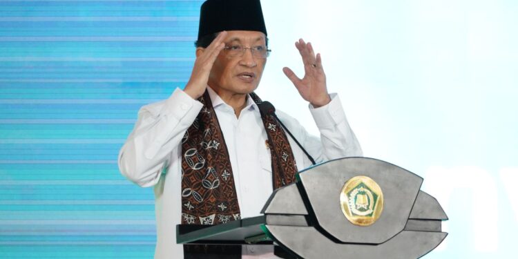 Isra Mikraj 1447 H, Menag Ajak Umat Peduli Alam dan Sosial Lewat Nilai Salat