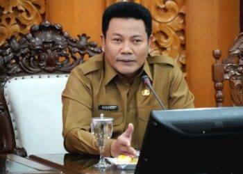 Bupati Sidoarjo Himbau Pembatasan Penggunaan Ponsel di Sekolah