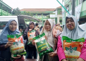 Hari Pertama Pasar Murah YPM Digelar di Panjunan, Panitia Siapkan 3.000 Paket Beras