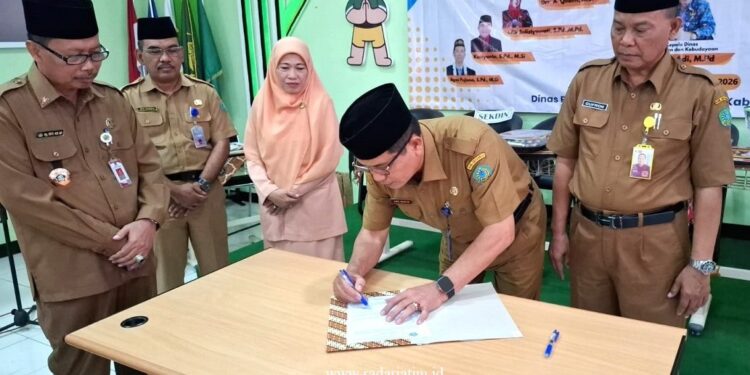 Dinas Dikbud Sidoarjo Menunjuk 148 Guru Plt dan Kasek SD-SMP Negeri