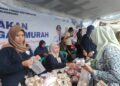 Warga Atusias Belanja di Gerakan Pangan Murah Pemkab Bojonegoro